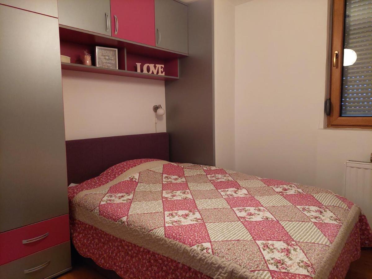 Melinaki Daire Ni Dış mekan fotoğraf